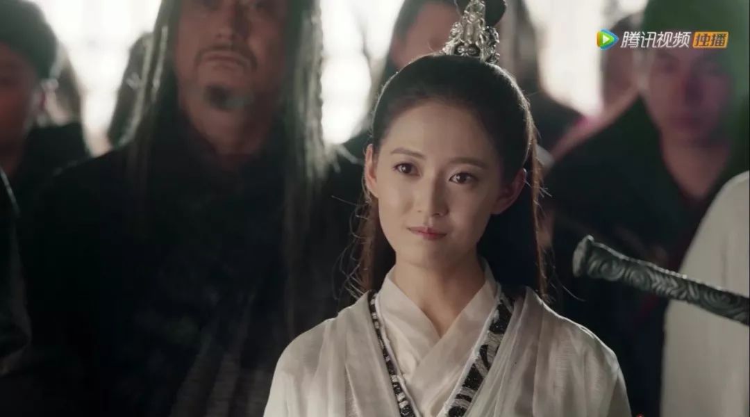 倚天屠龙记里一刀一剑的秘密,倚天屠龙记倚天剑被抢