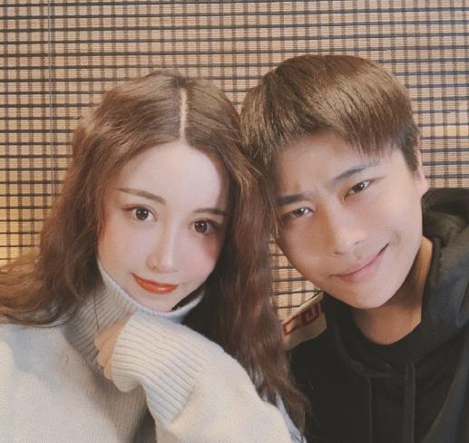 卢本伟开挂事件全经过,谁质疑卢本伟开挂