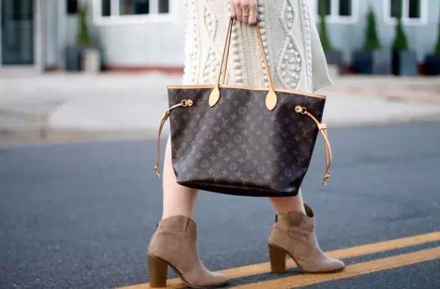 一万块的lv能卖多少钱,女包5000元左右品牌lv