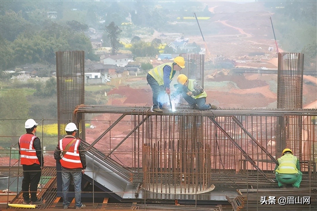 鍥涘窛鐪夊北閲嶇偣寤鸿,鍥涘窛鐪夊北澶嶅伐澶嶄骇