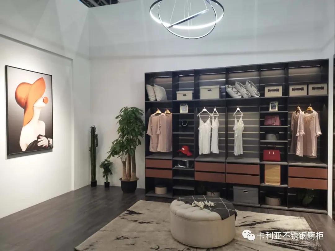 赏新不锈钢衣柜大漠飞沙系列|一处室间，几多情绪