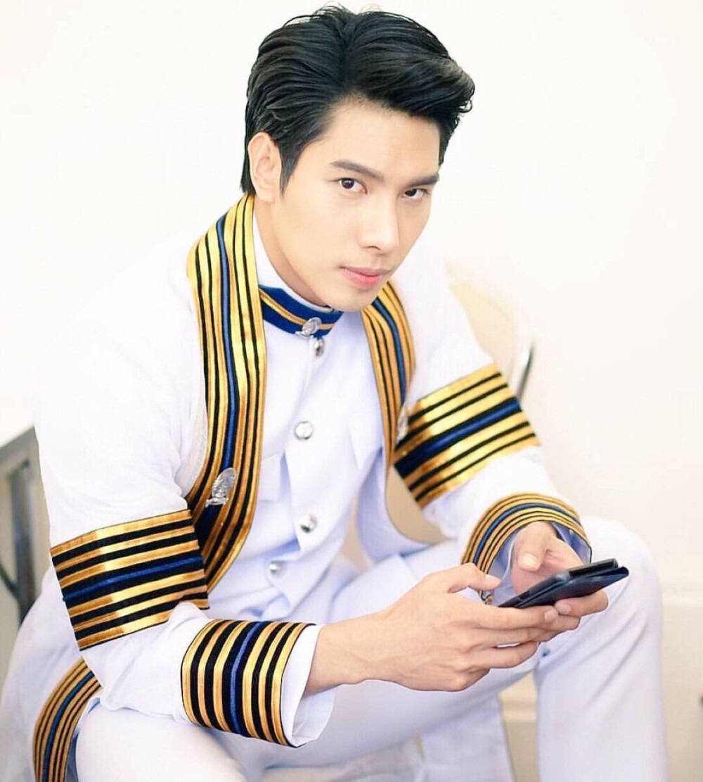 盘点他泰小可爱们的学士照：各个学霸努力又优秀