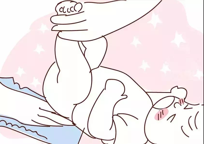 三个月宝宝穿纸尿裤哭是怎么回事,三个月的宝宝晚上换纸尿裤哭闹