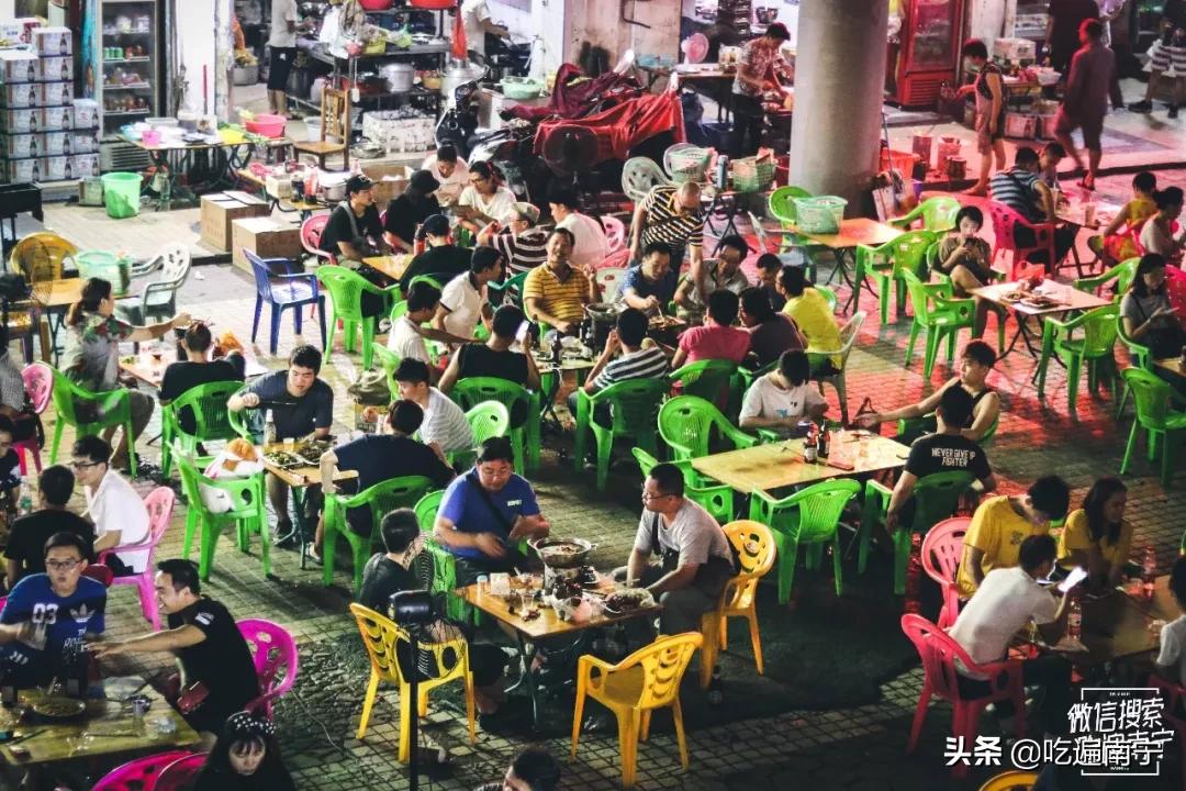 南宁摆摊最赚钱的地方,全南宁最精致路边摊