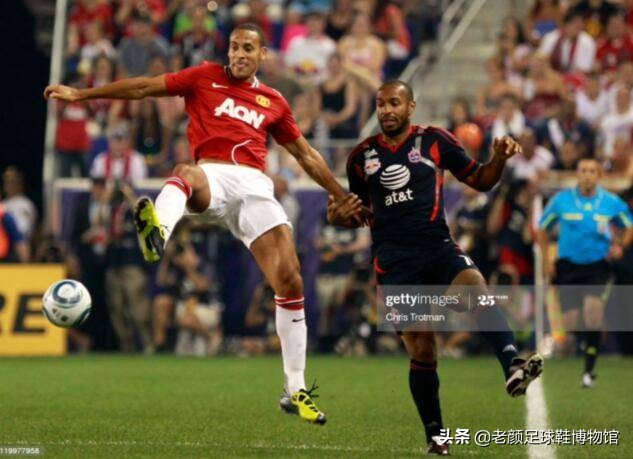 枪王加盟巴萨如愿获得欧冠，生涯唯一污点用手将法国队拍进世界杯