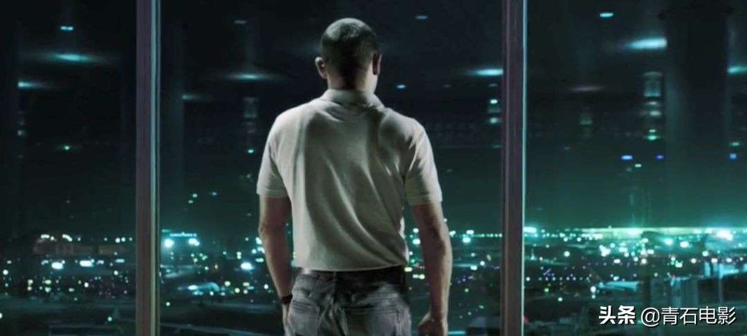 10月院线片的遗珠《天作谜案》，豆瓣6.8给低了，追车巷战反套路