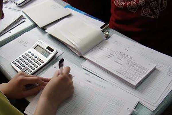 买一赠一和半价的税务区别,买一赠一要缴纳个税么