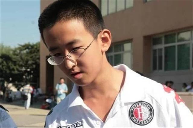 神童张炘炀：10岁高考，16岁读博，却逼父母在北京全款买千万豪宅