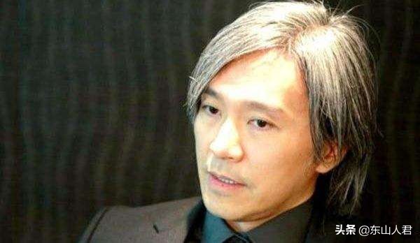 赵薇帮周星驰剃光头,赵薇少林足球剃头了吗