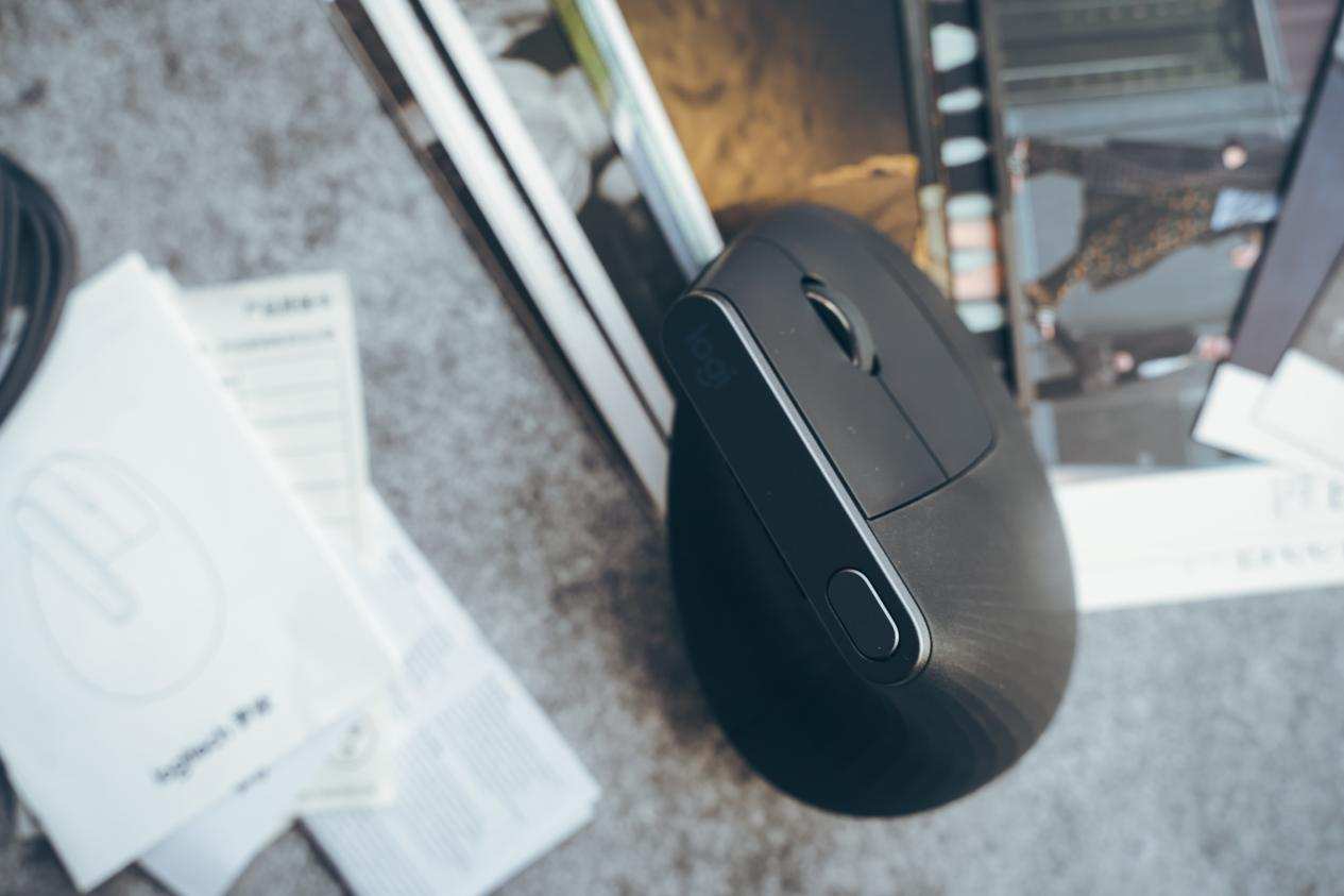 罗技鼠标g325评测,罗技鼠标mxvertical测评