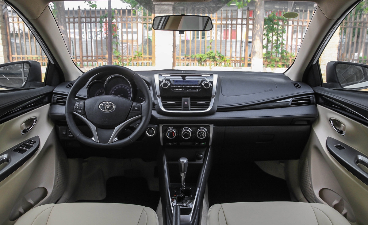 丰田轿车哪款好看空间大值得入手,丰田8万左右最建议买的车排行榜