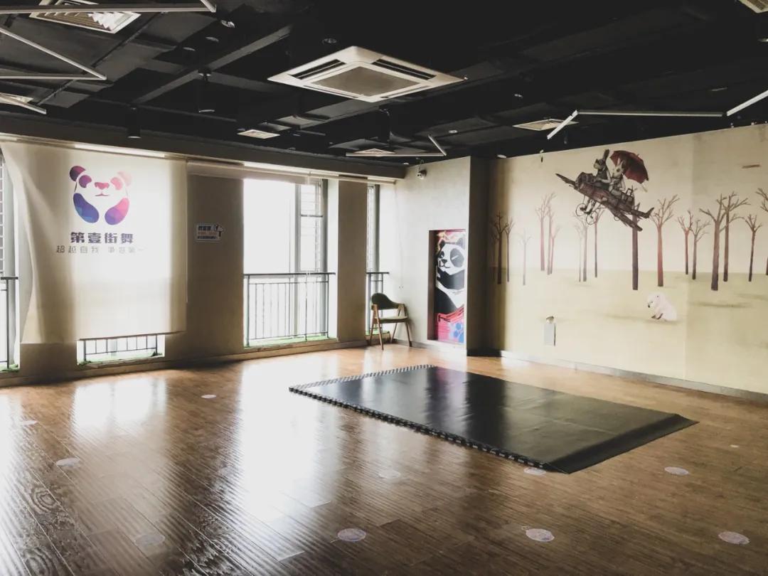 西门小学报舞蹈班,西门舞蹈班