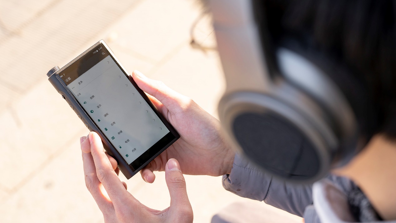 飞傲m15的4497和9038哪个音质更好,飞傲m15有什么功能