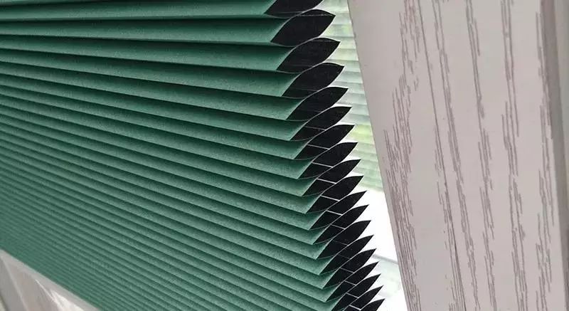 窗帘怎么选省钱又实用,窗帘怎么选好看又实用