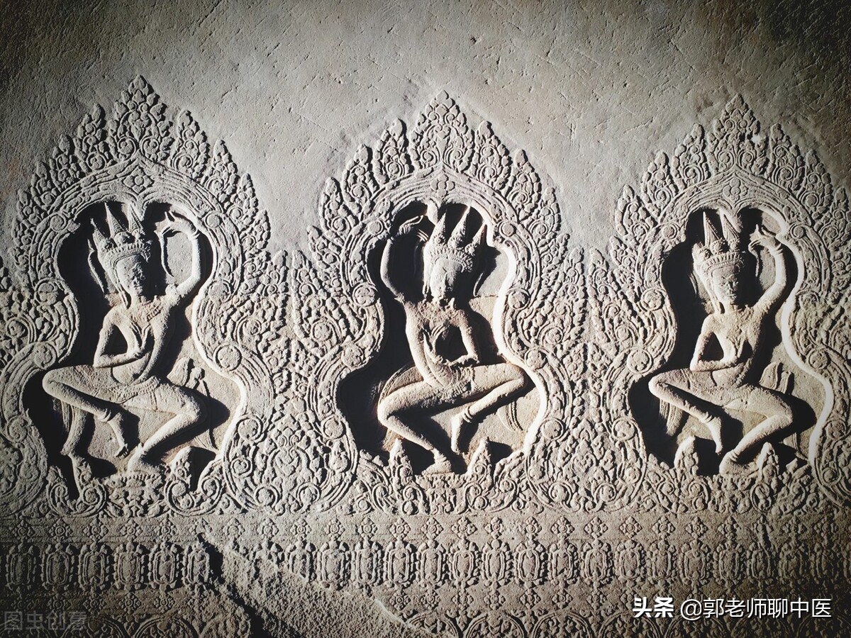 易筋经，乃禅宗达摩祖师创立，拉伸筋骨，达到强身健体，收藏版