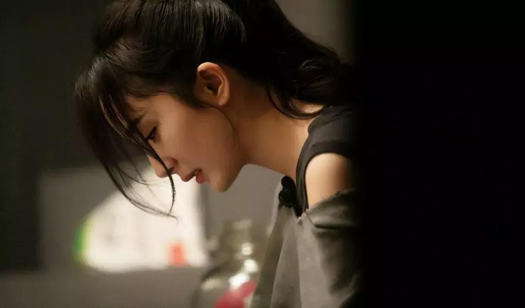 杨幂好凶,杨幂太惨了