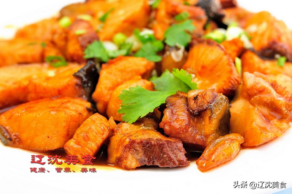 沈阳棋盘山满族风情村烤全羊,沈阳棋盘山莲花炖鱼馆烤全羊