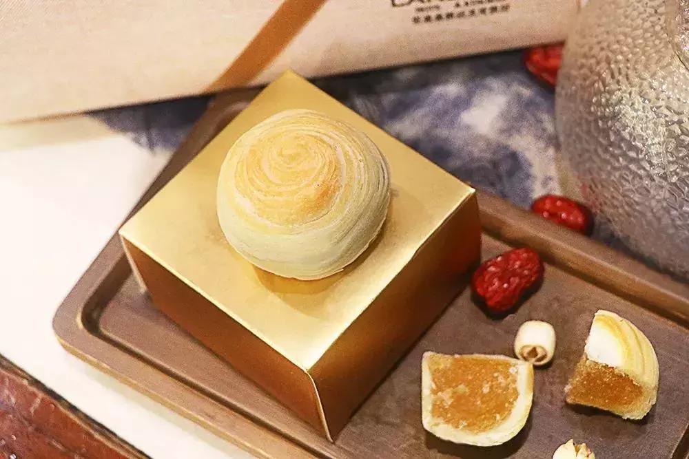 杭州人快带上自家的老照片来投稿，还有机会获得万元大奖哦