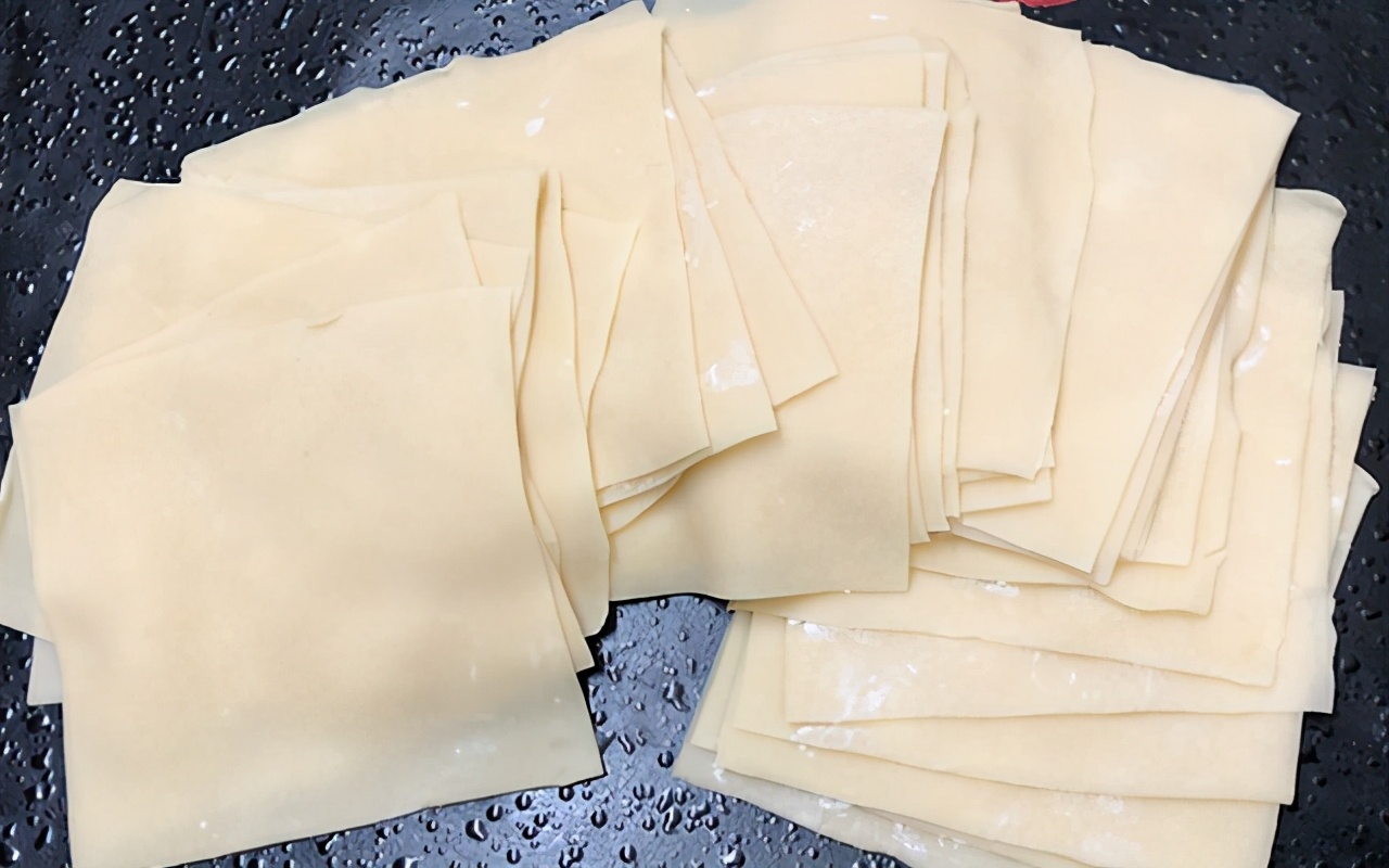 手把手教你包馄饨一学就会,从面粉开始包饺子的全过程