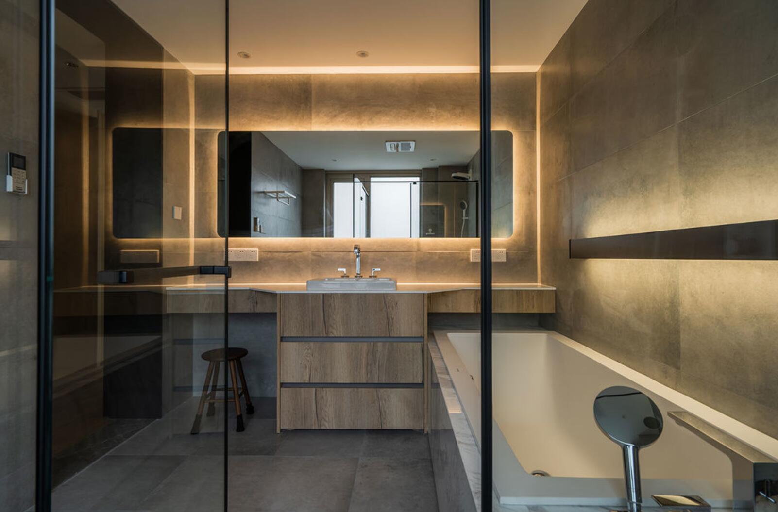 主卧过道型衣帽间设计,过道2.5米设计个衣帽间