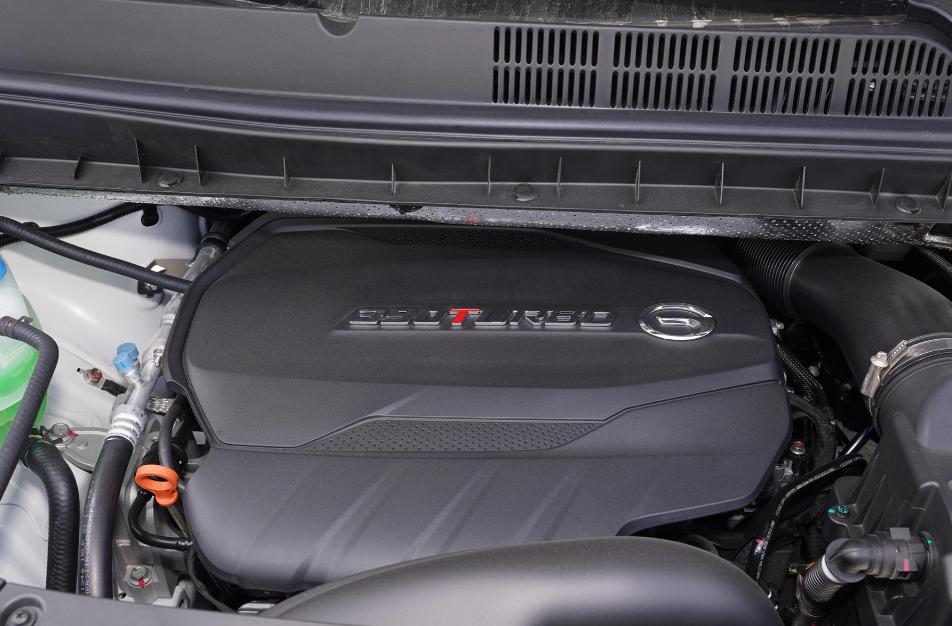 新款传祺m8改装成丰田埃尔法,传祺m8和埃尔法碰撞测试