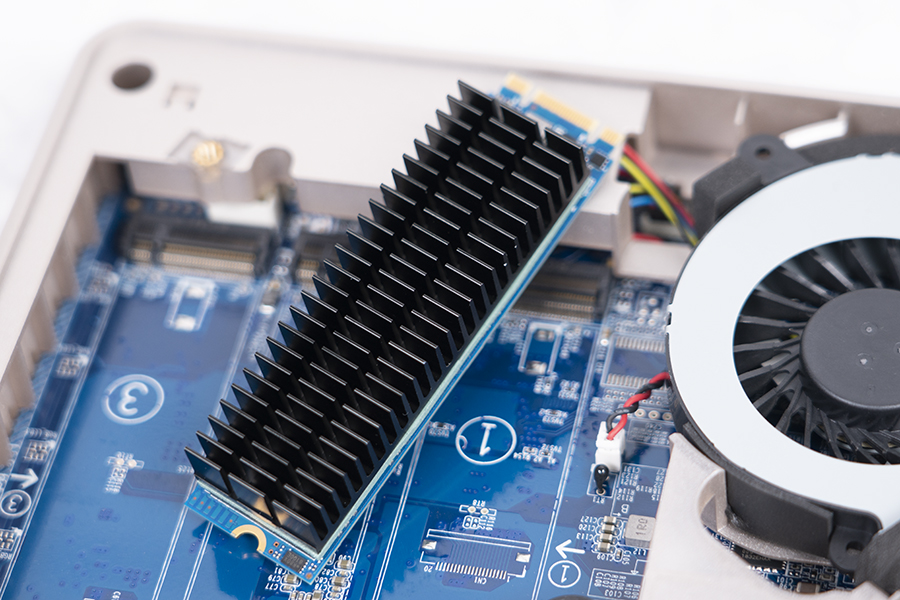 qnap威联通nasts-466c,qnap威联通ts-453bmini家用nas