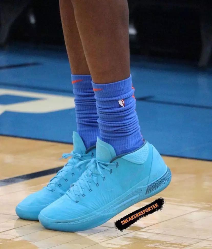 nba杰伦布朗上脚球鞋,nba球星上脚布朗尼1代