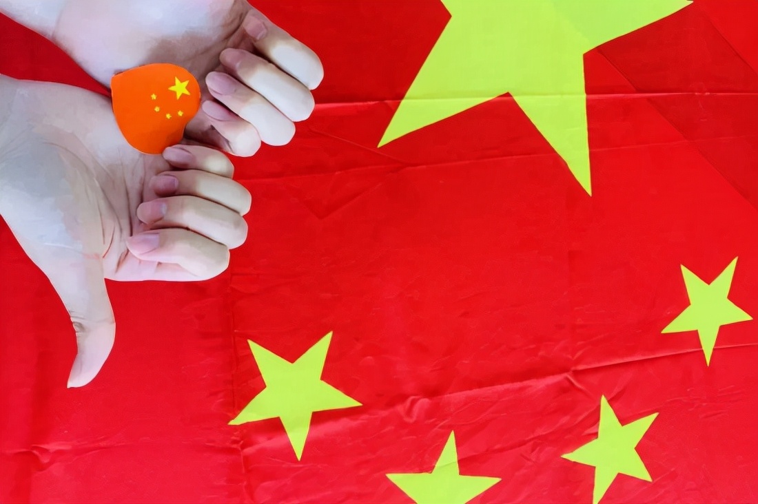 感恩有你共赴未来,感恩有你与爱同行