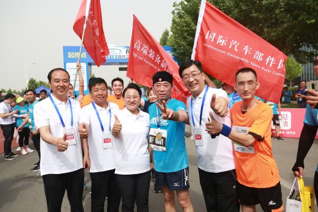 给你8公里,你跑的过一个60后吗?