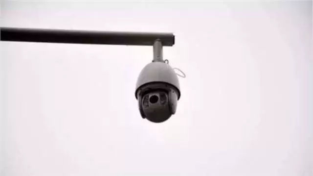 道路违章摄像头拍的是什么,道路上扣分拍照的摄像头是怎样的