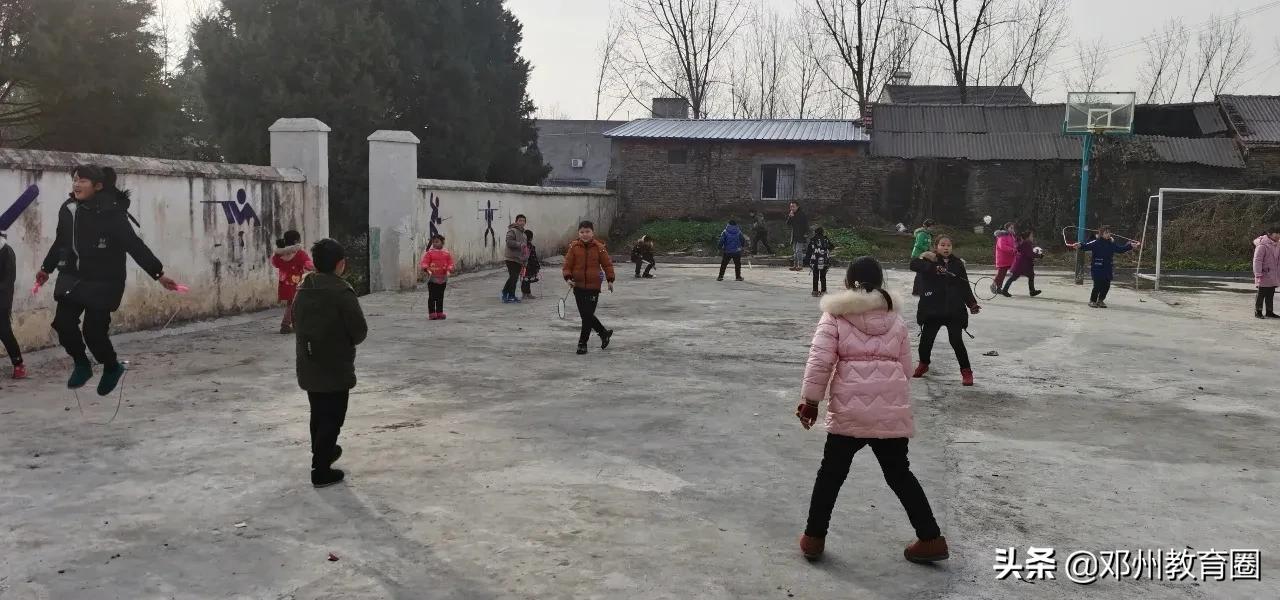 爱心人士为小学捐赠操场,爱心人士为小学捐赠操场感谢词