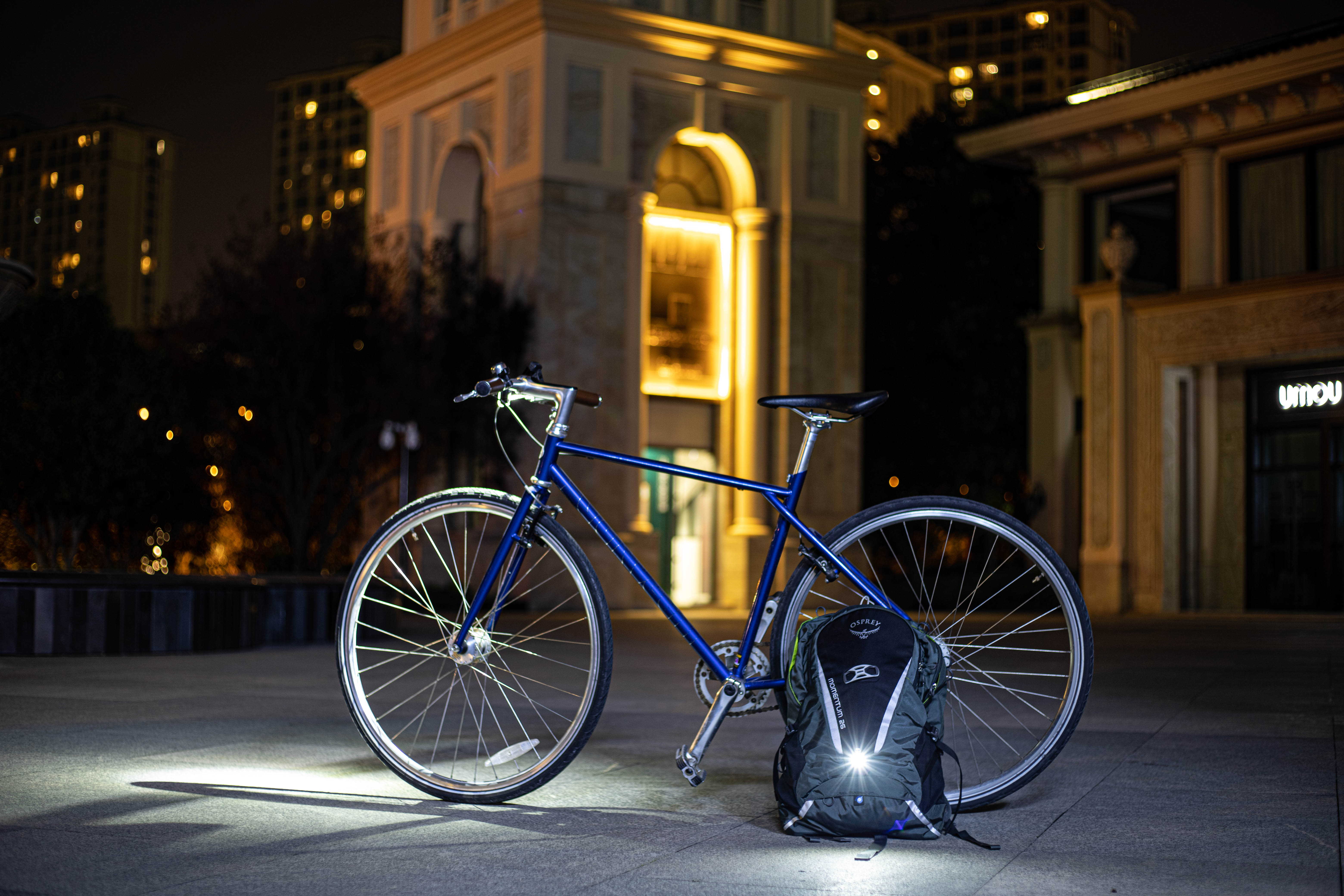 通勤男款双肩包推荐,男人双肩包推荐奢侈品