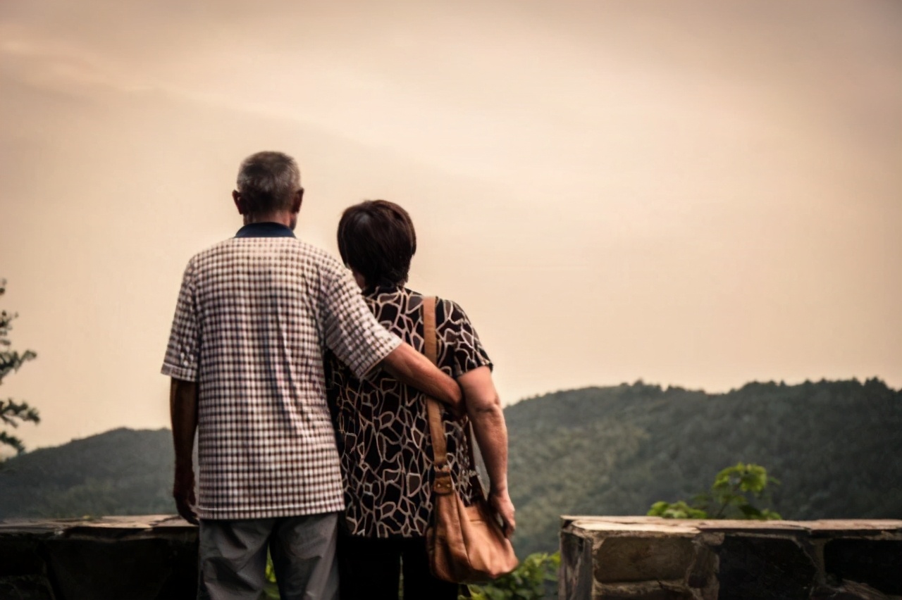 朋友式的相处，是现在中国式家长更好的出路