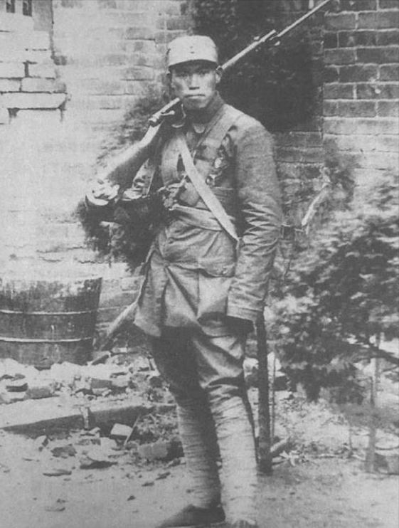 虎将梁兴初去世，战友要求解剖尸体，为何妻子强烈拒绝？