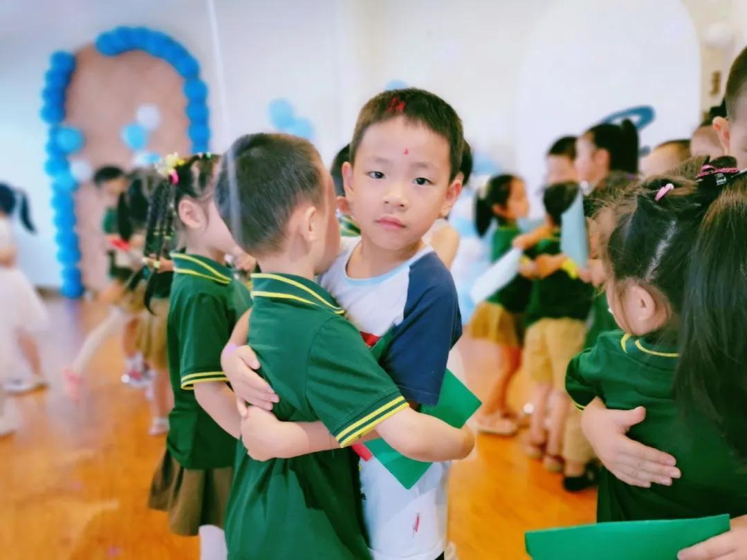 园区速递｜他们毕业了，我们看哭了……