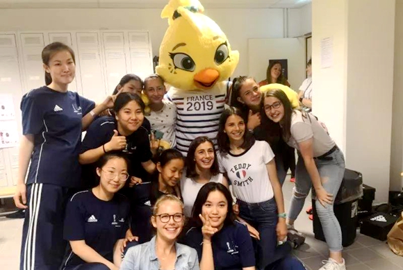 开州女孩获亚洲铜牌,12岁女孩入选国家足球队