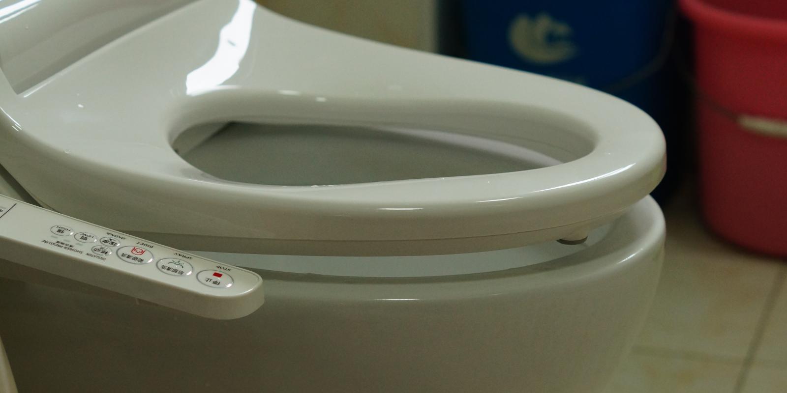 松下智能马桶盖怎么选择 (松下智能马桶盖1310测评)