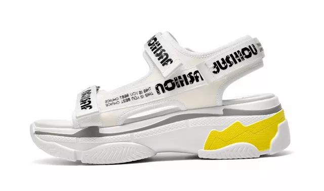 凉鞋发黄怎么清洗变白,新拖鞋凉鞋怎样清洗