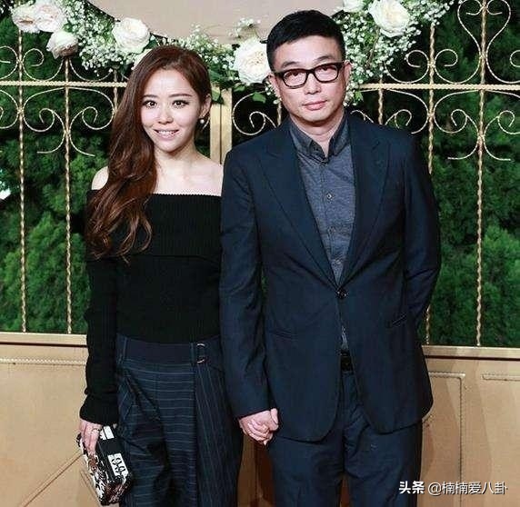 揭秘和经纪人恋爱的明星,和明星谈恋爱经纪人要求划清界限