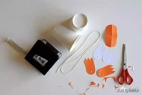 一次性杯子创意手工变废为宝,一次性杯子手工风车简单的做法