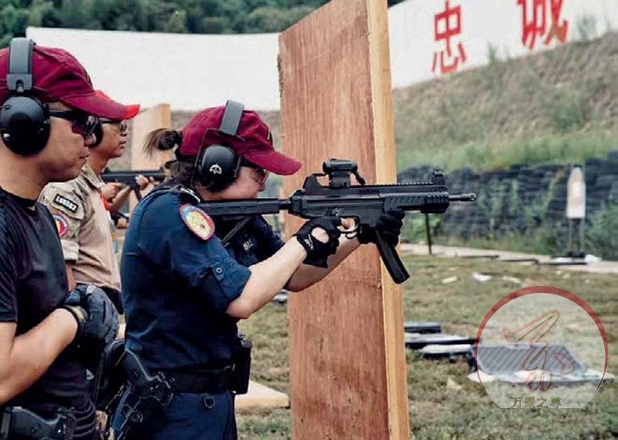 如何应对犯罪分子，21世纪以来中国警察*器武**装备的缺陷与问题
