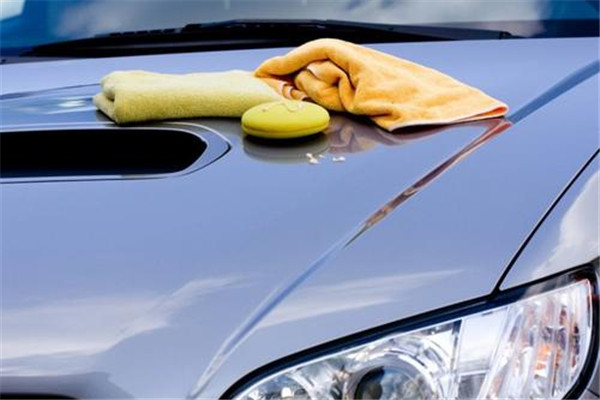 汽车白车漆没有光泽怎么办,原车漆没有光泽怎么回事
