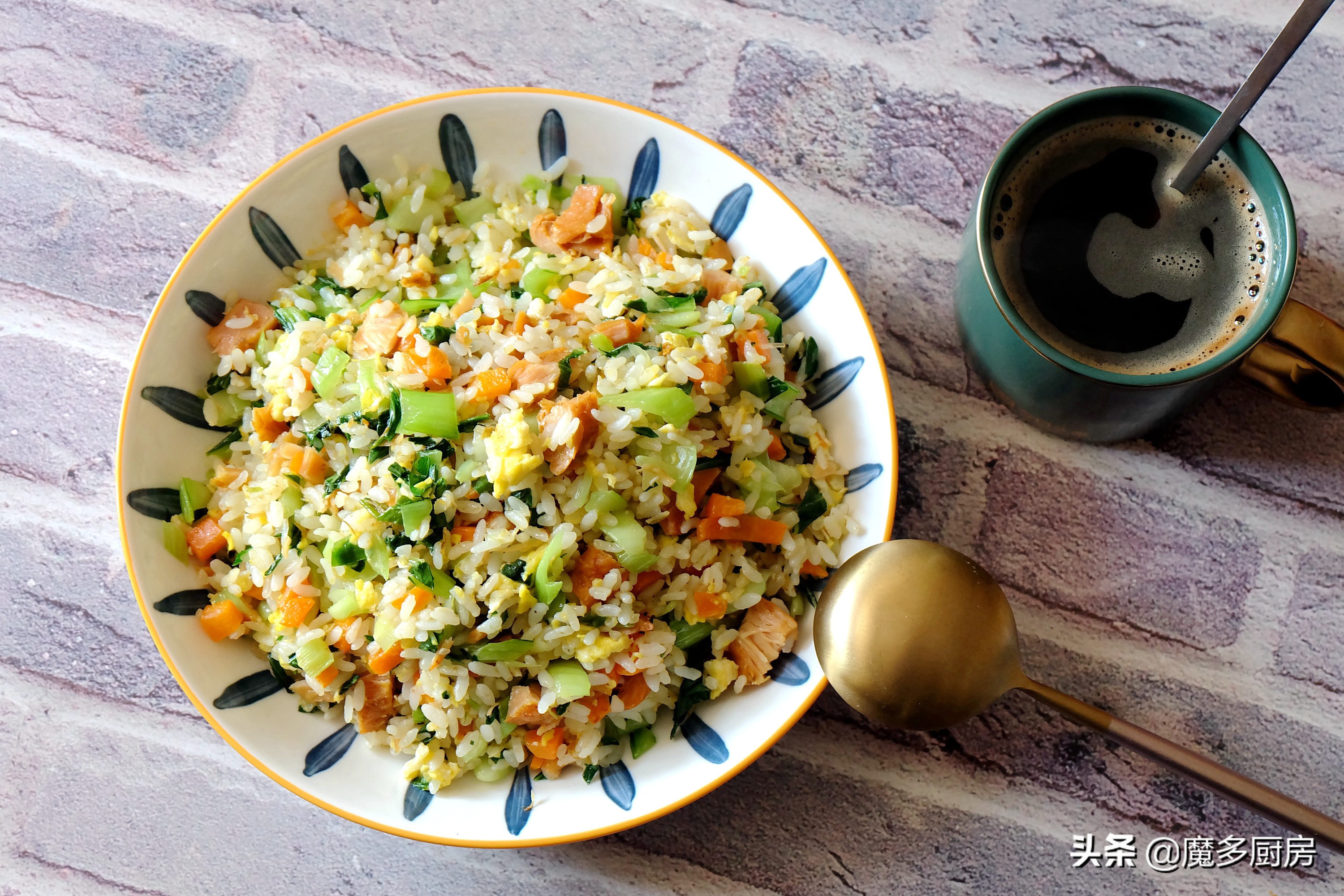 体重减了两斤又开始得瑟了,体重降低了好开心