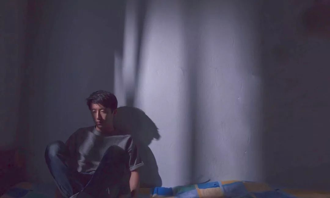 叫醒,哄睡,陪玩……中国超2亿单身,正在悄悄享受这些服务