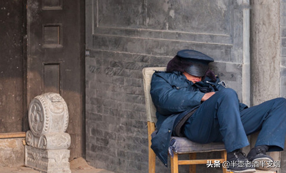 辛追夫人素纱单衣价值,辛追墓素纱衣