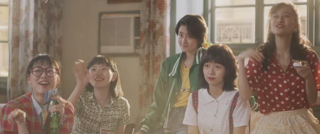 殷桃曾黎阳光姐妹淘幸福二重奏,曾黎殷桃同框视频