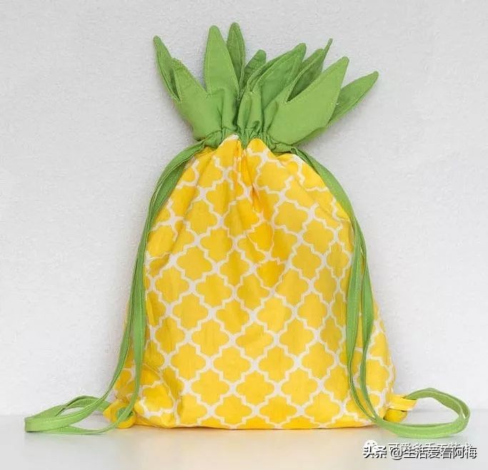 废旧衣服做的环保袋,废旧衣服做购物袋视频