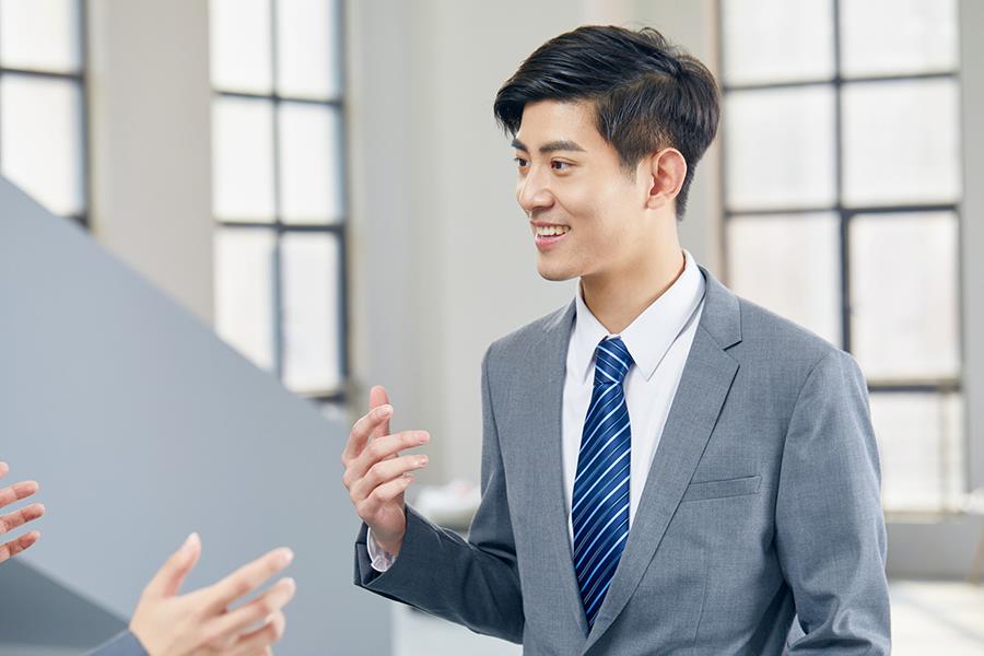 千万别问客户的预算,千万别直接问客户他们需要什么