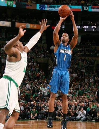 09年詹姆斯绝杀魔术,穿越09年