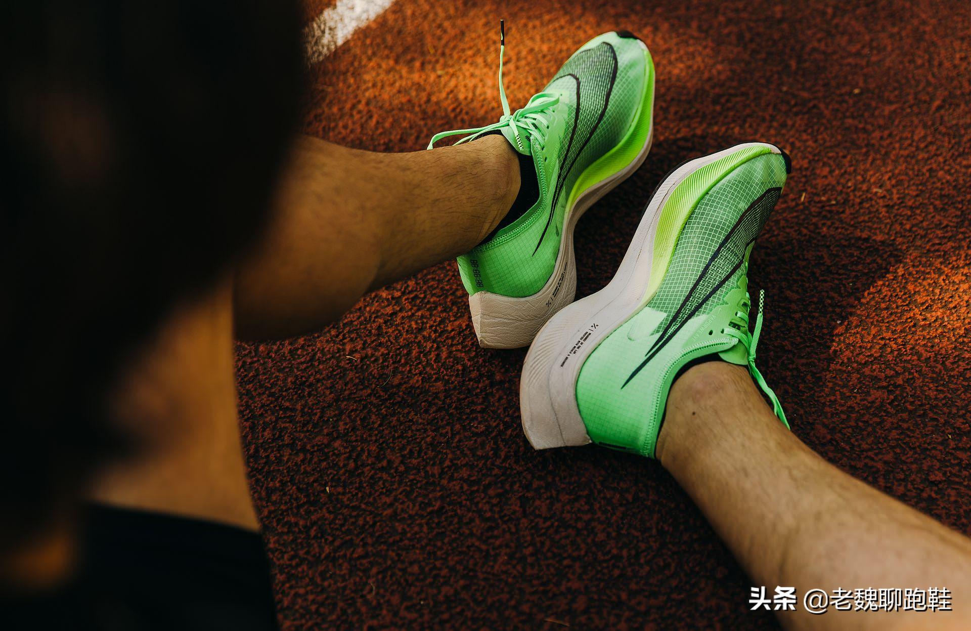 安踏李宁哪个质量更好一些,忽略品牌